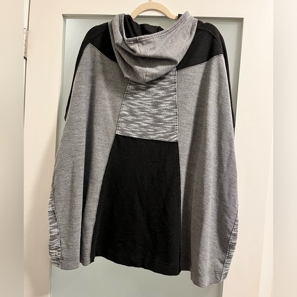 Intimately Free People Poncho hoodie - Picture 3 of 3